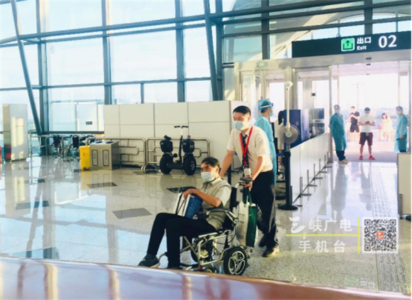 新闻稿 迎战暑运：三峡机场多措并举 全面提升服务品质460.png